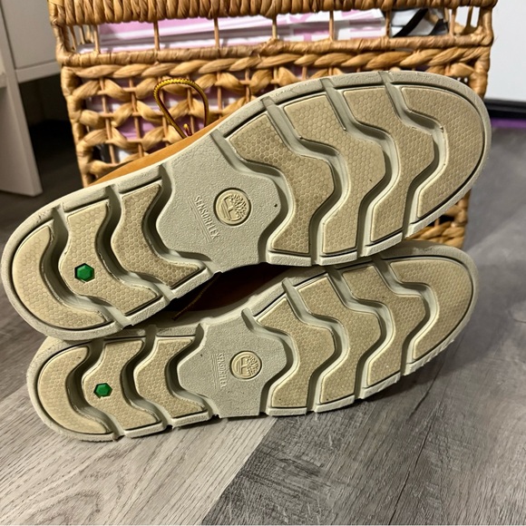 Timberland Women's Nubuck Tan Leather Boots Sz. 9 - Picture 5 of 9